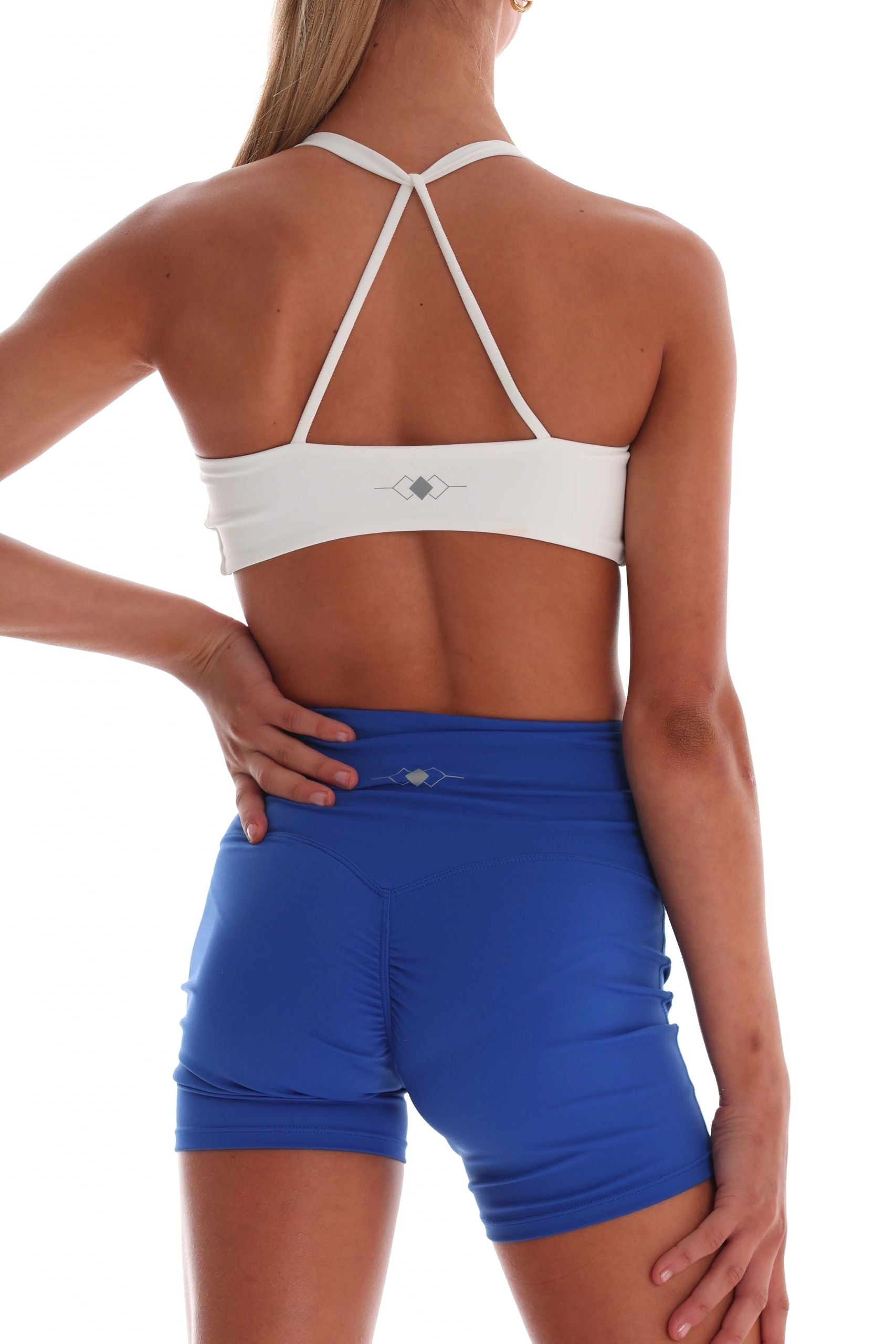 Volare Shorts - Minimal Scrunch